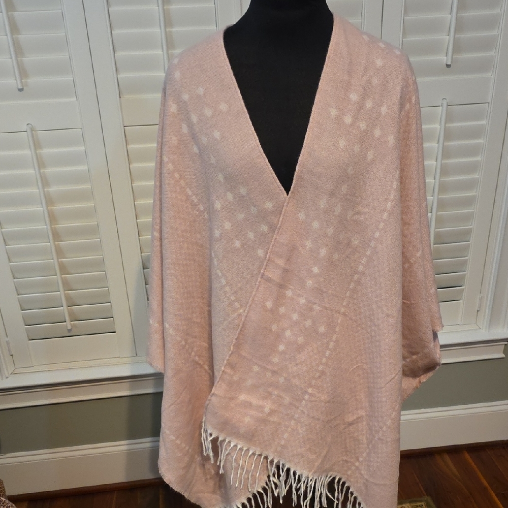 Gentle Fawn Soft Pink Knit Wrap